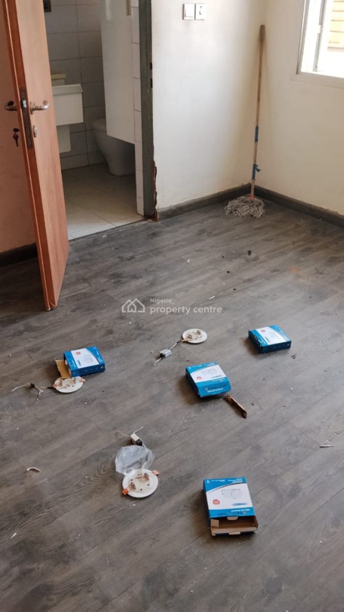 Sharp Standard Mini Flat with Premium Finishing, Lekki Phase 2, Lekki, Lagos, Mini Flat (room and Parlour) for Rent