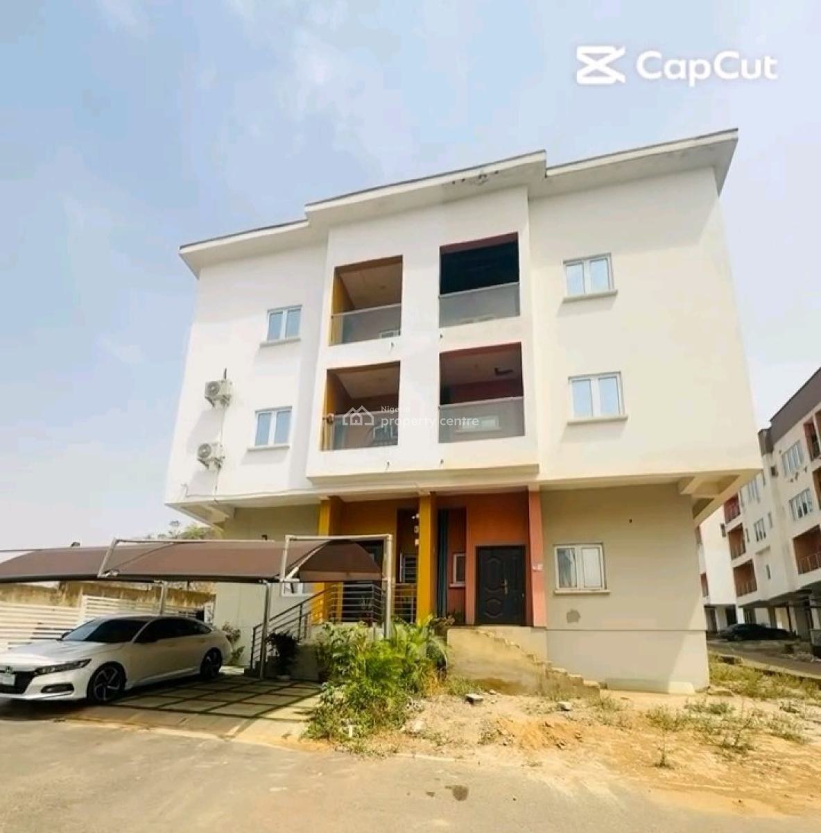 Prime 5-bedroom Semi-detached Duplex with Bq -- Katampe Main, Katampe, Abuja, Semi-detached Duplex for Sale