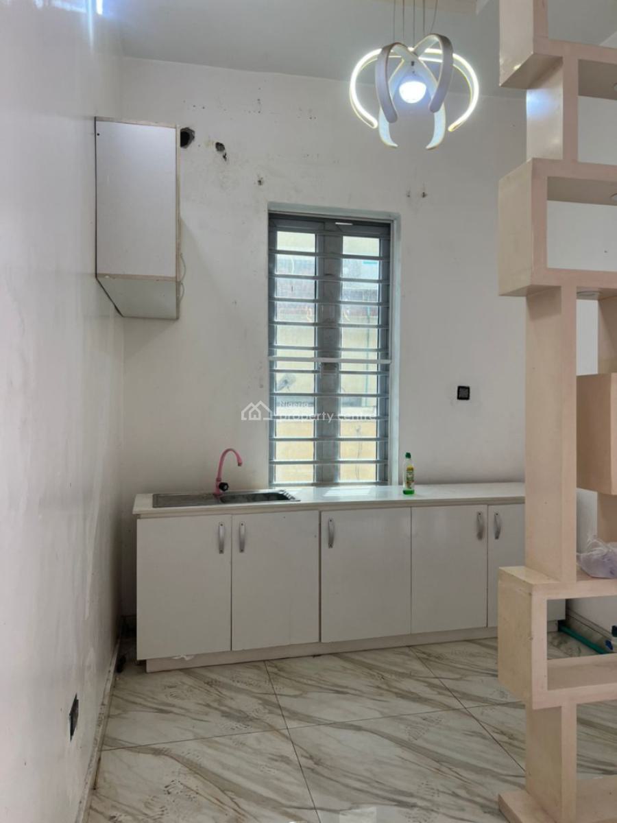 Spacious Studio Apartment in Chevron, Chevy View Estate, Lekki, Lagos, Self Contain (single Rooms) for Rent