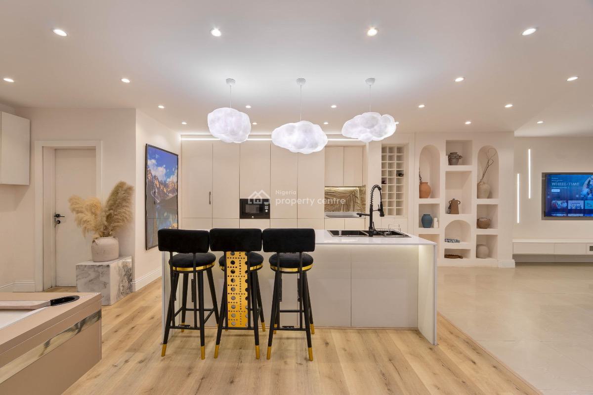 Beautiful 3 Bedroom Apartment, Lekki Phase 1, Lekki, Lagos, Flat / Apartment Short Let