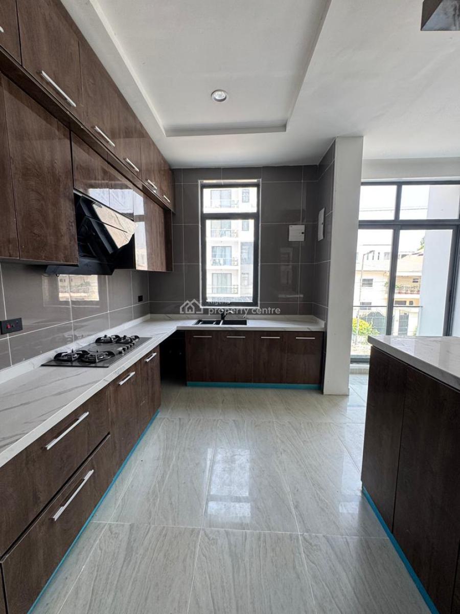 2-bedroom Luxury Apartment with Pool & Bq, Lekki Phase 1, Lekki, Lagos, Flat / Apartment for Sale