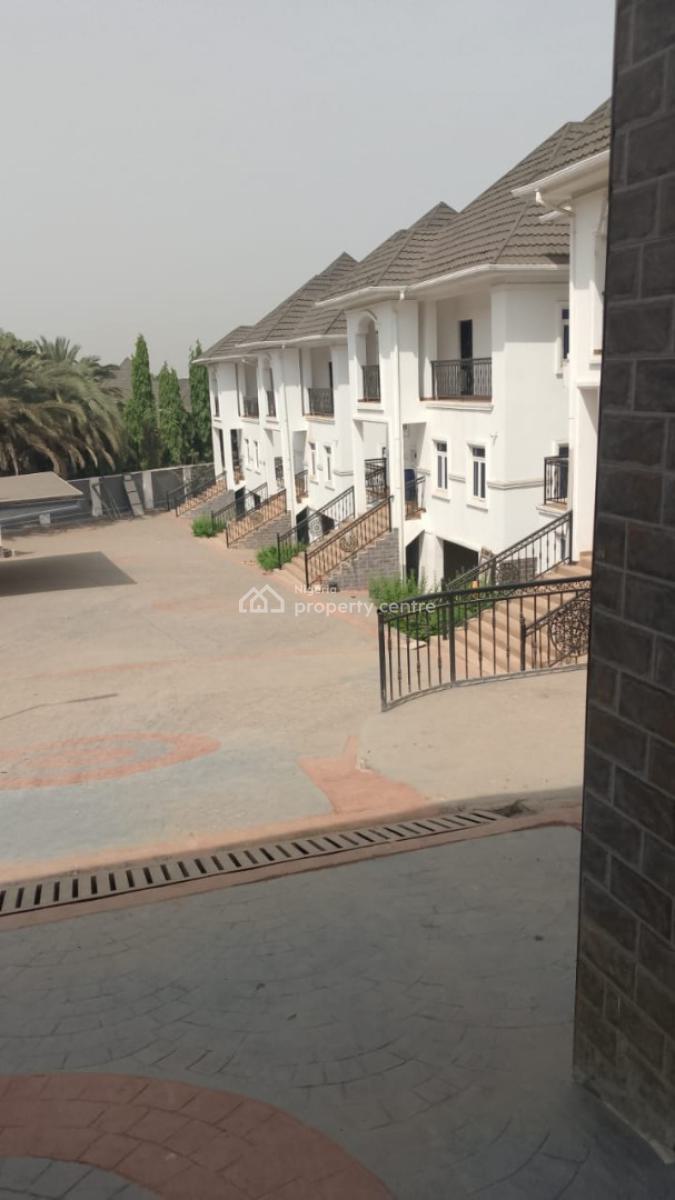 4bedroom Terrace Duplex with Bq in Asokoro, Asokoro District, Abuja, Terraced Duplex for Rent