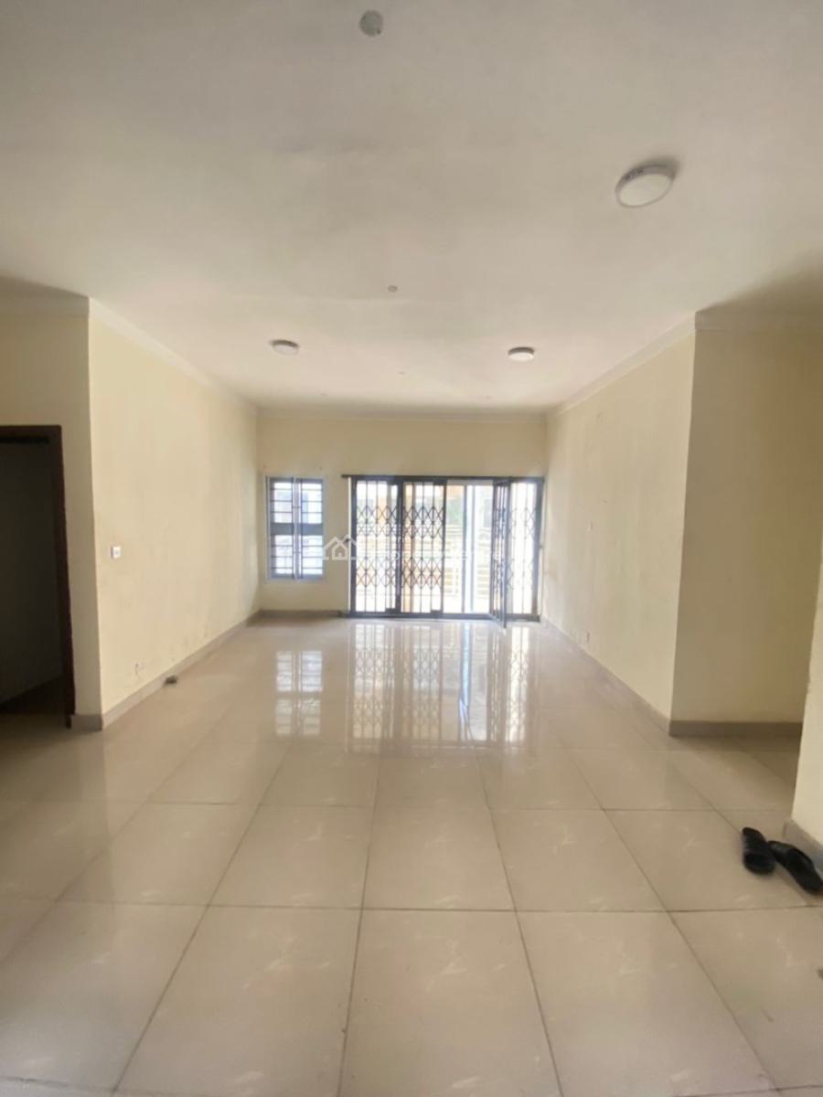 Spacious 3 Bedroom Apartment Upstairs with Steady Electricity, Orchid Lekki Lagos, Lekki, Lagos, Flat / Apartment for Rent