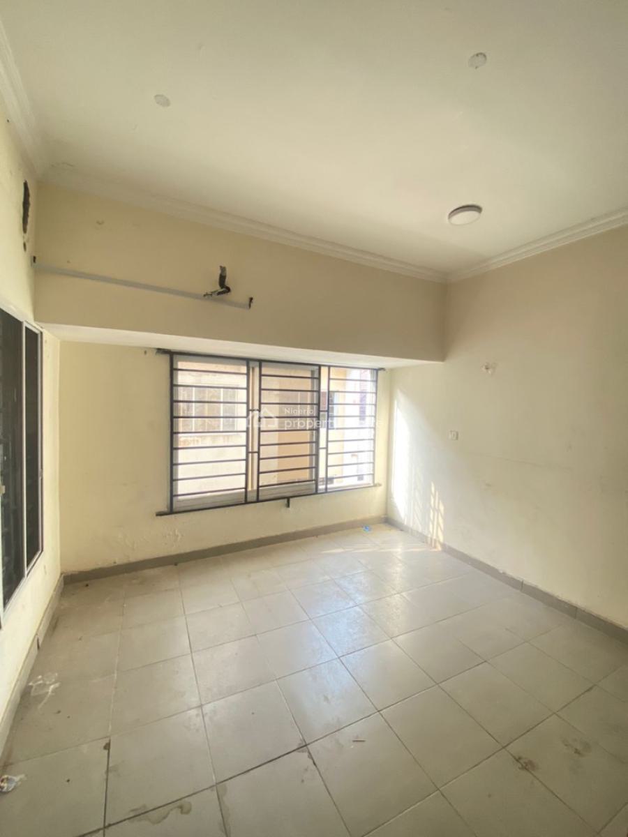 Spacious 3 Bedroom Apartment Upstairs with Steady Electricity, Orchid Lekki Lagos, Lekki, Lagos, Flat / Apartment for Rent