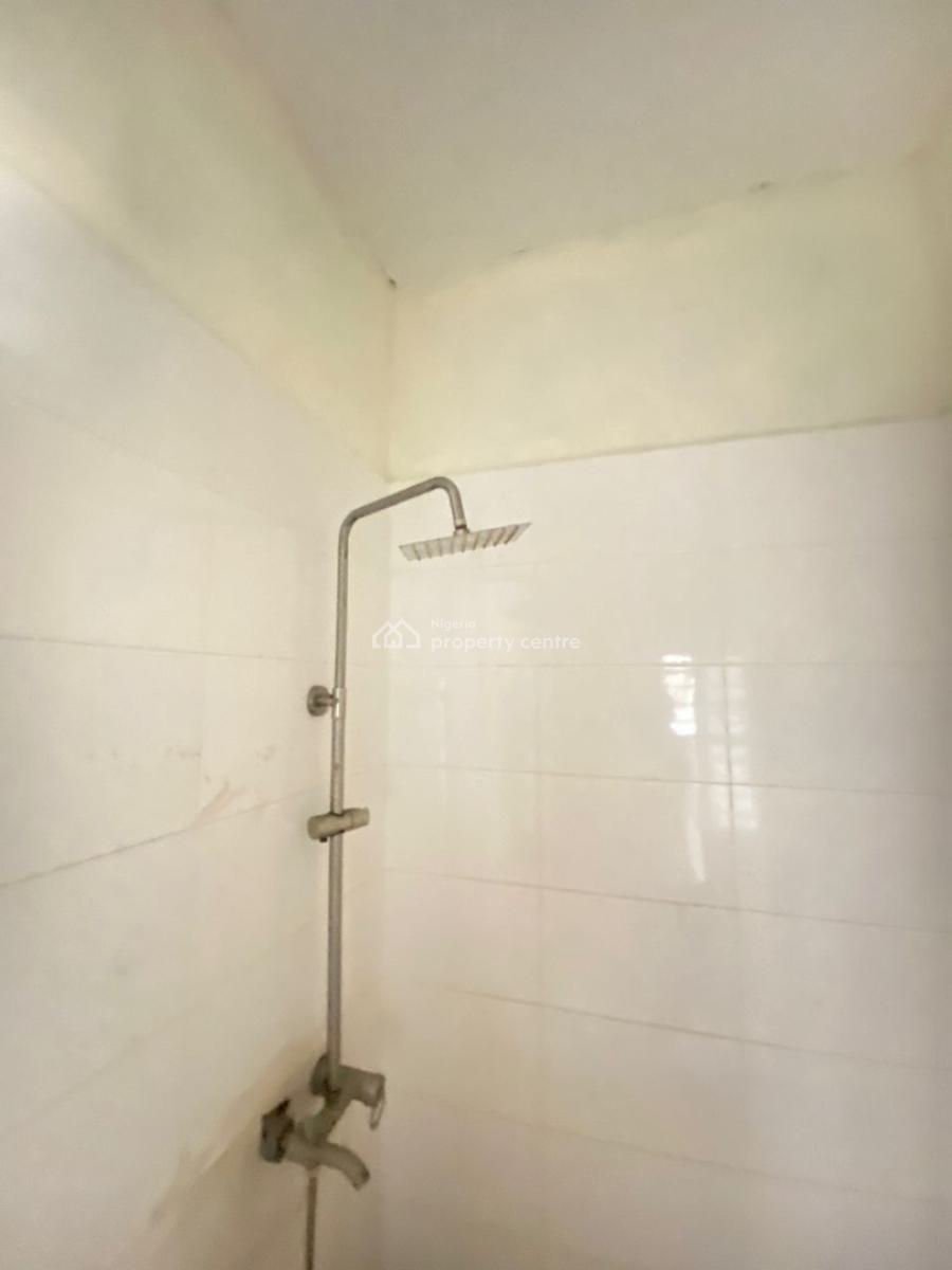 Spacious 3 Bedroom Apartment Upstairs with Steady Electricity, Orchid Lekki Lagos, Lekki, Lagos, Flat / Apartment for Rent