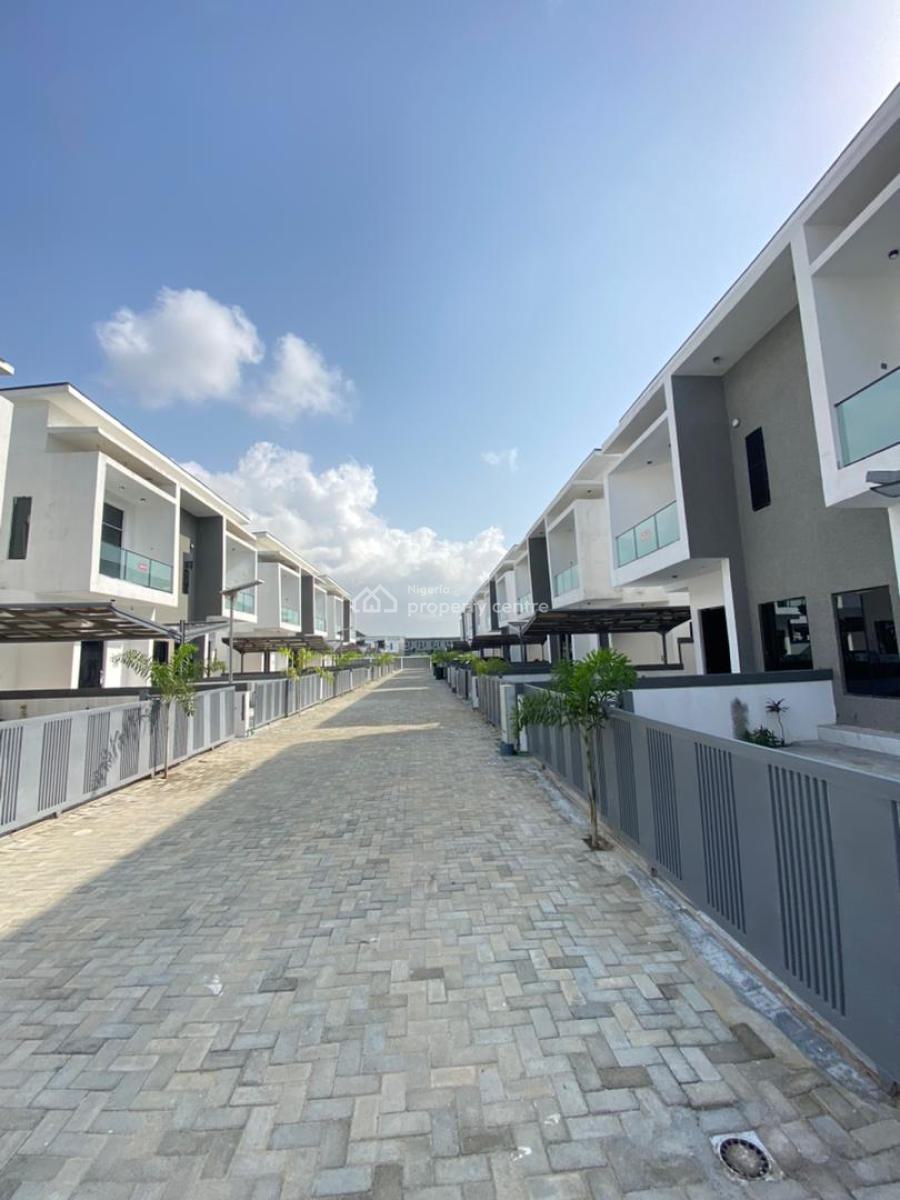 Contemporary 4 Bedrooms Semi Detached Duplex with Private Compound, Orchid Road, Lekki, Lagos, Semi-detached Duplex for Rent