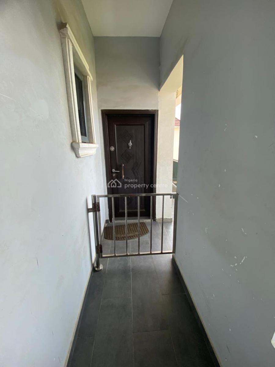 Modern and Spacious Mini Flat { Video}, Ikota Villa Gra, Ikota, Lekki, Lagos, Mini Flat (room and Parlour) for Rent