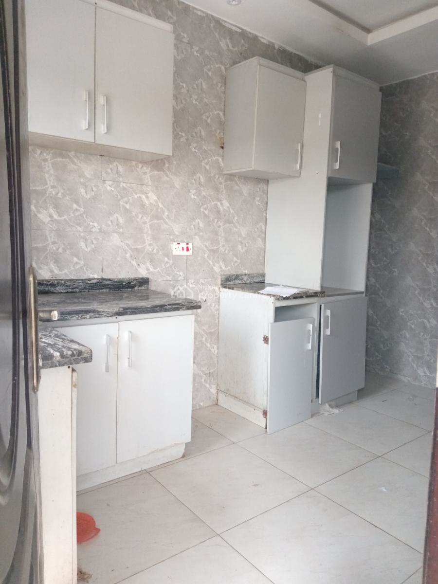 2bedroom Flat Upstairs, Ogombo, Ajah, Lagos, Flat / Apartment for Rent