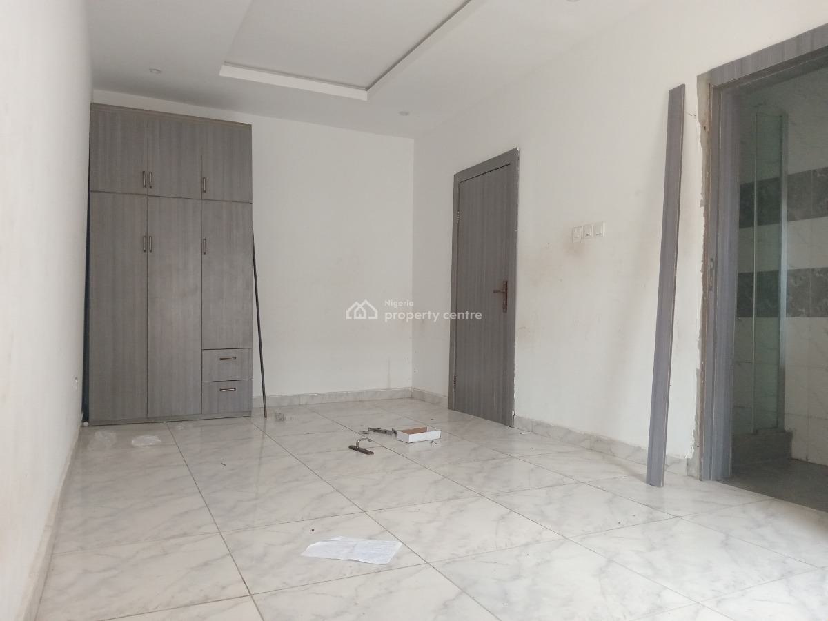 2bedroom Flat Upstairs, Ogombo, Ajah, Lagos, Flat / Apartment for Rent