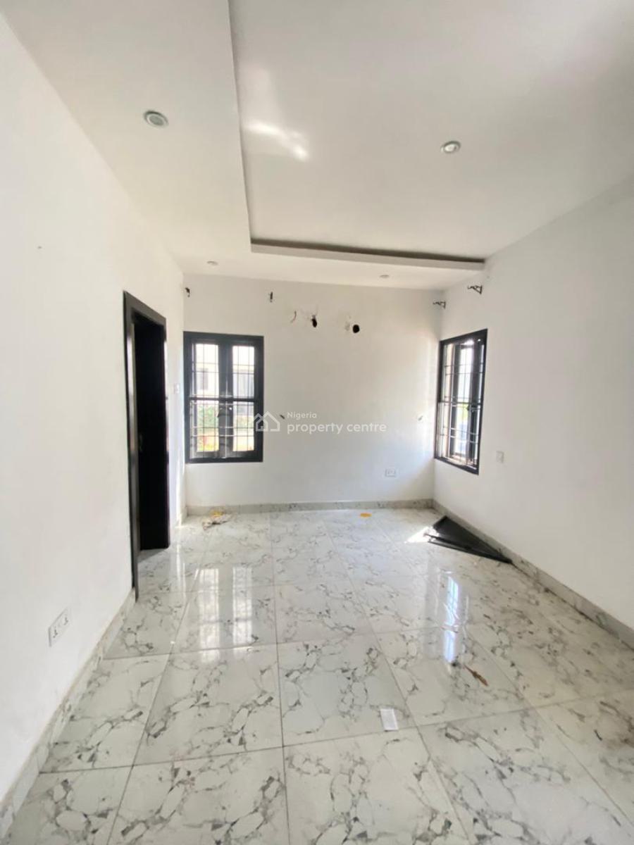 Spacious 3 Bedrooms Apartment with Swimming Pool, Orchid Road, Lekki, Lagos, Flat / Apartment for Rent