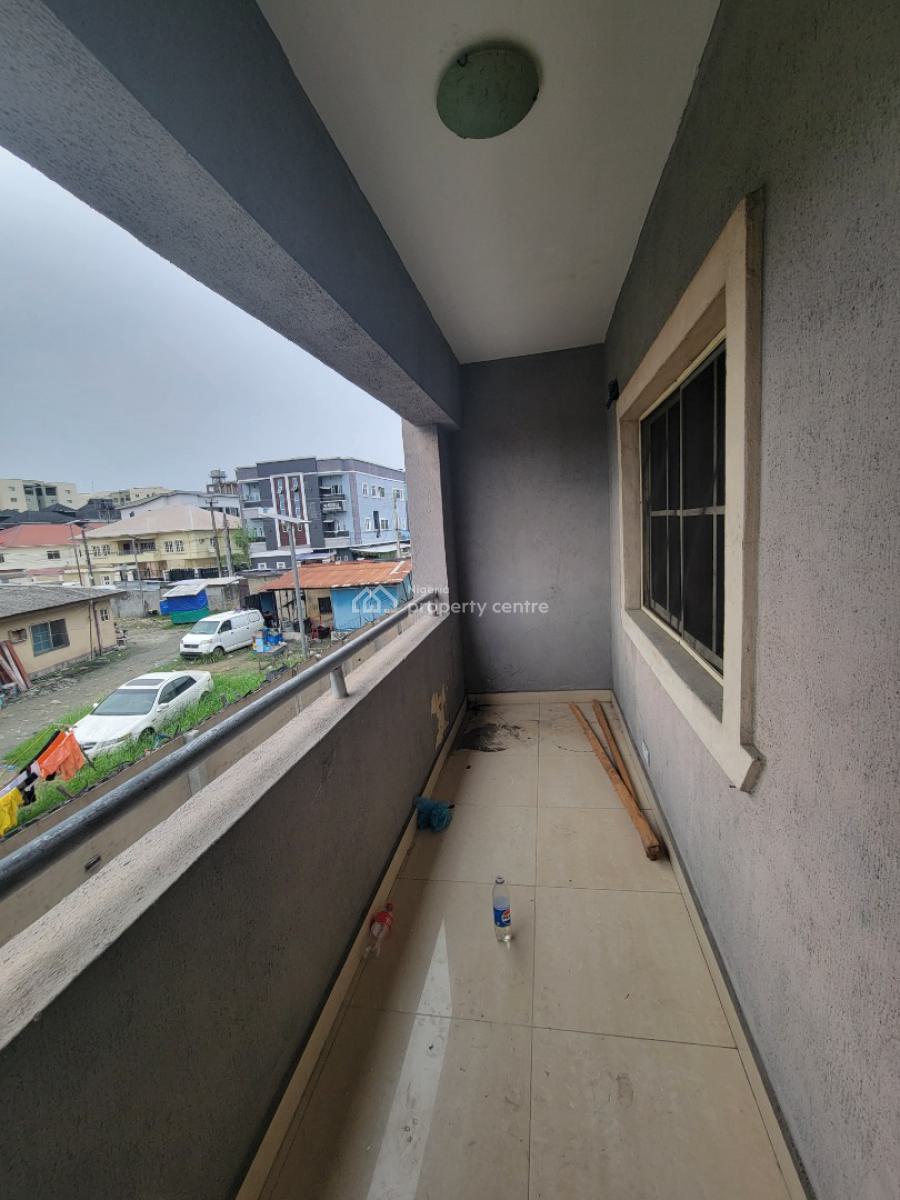Well Built 2 Bedroom Apartment, Ikate, Lekki, Lagos, Flat / Apartment for Rent