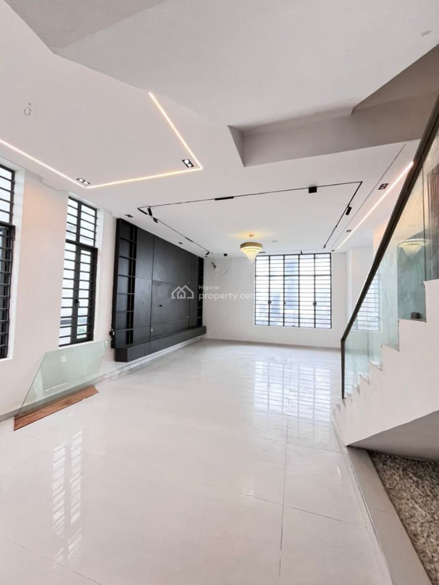 Luxurious 6bedrooms Fully Detached Smart Mansion, Chevron, Lekki Phase 2, Lekki, Lagos, Detached Duplex for Sale
