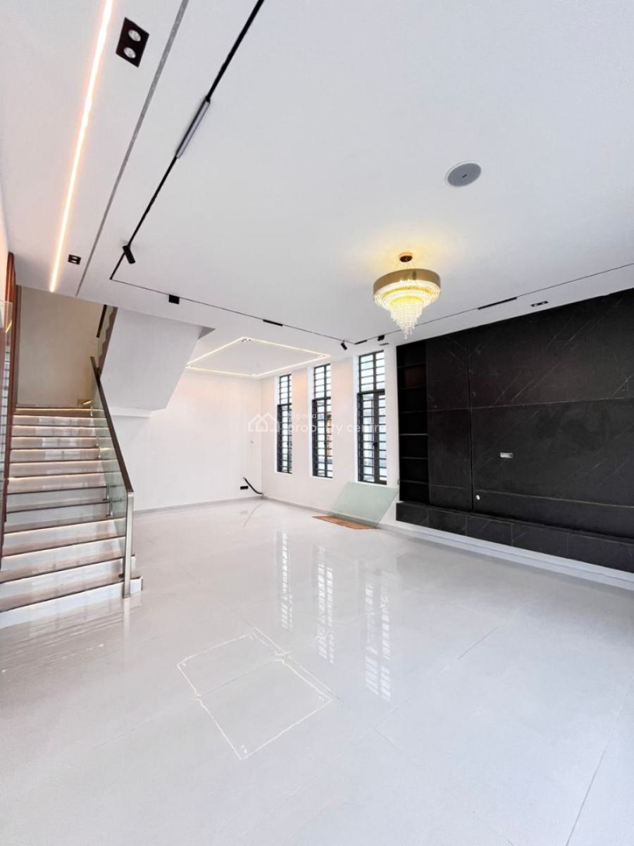 Luxurious 6bedrooms Fully Detached Smart Mansion, Chevron, Lekki Phase 2, Lekki, Lagos, Detached Duplex for Sale