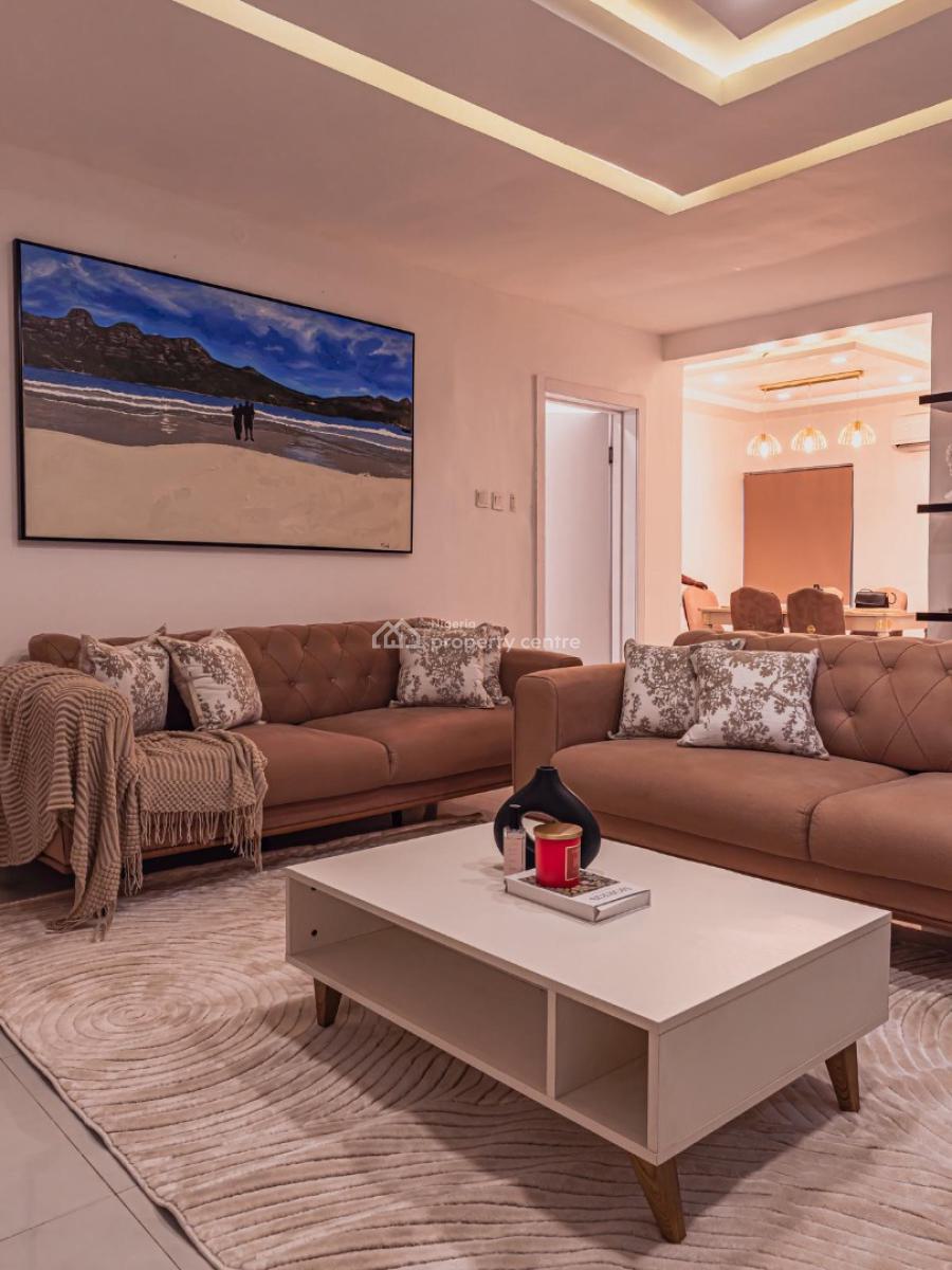 Beautiful 2 Bedrooms with Playground & Bathtub, 6, Emmanuel Folorunsho Street, Badore Road, Badore, Ajah, Lagos, Flat / Apartment Short Let