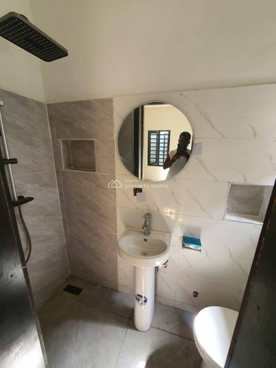 2 Bedrooms Flat, Sliver Land Estate, Sangotedo, Ajah, Lagos, Flat / Apartment for Rent