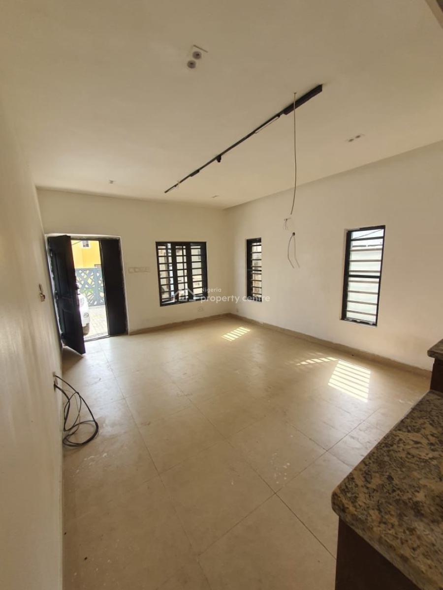 2 Bedrooms Flat, Sliver Land Estate, Sangotedo, Ajah, Lagos, Flat / Apartment for Rent