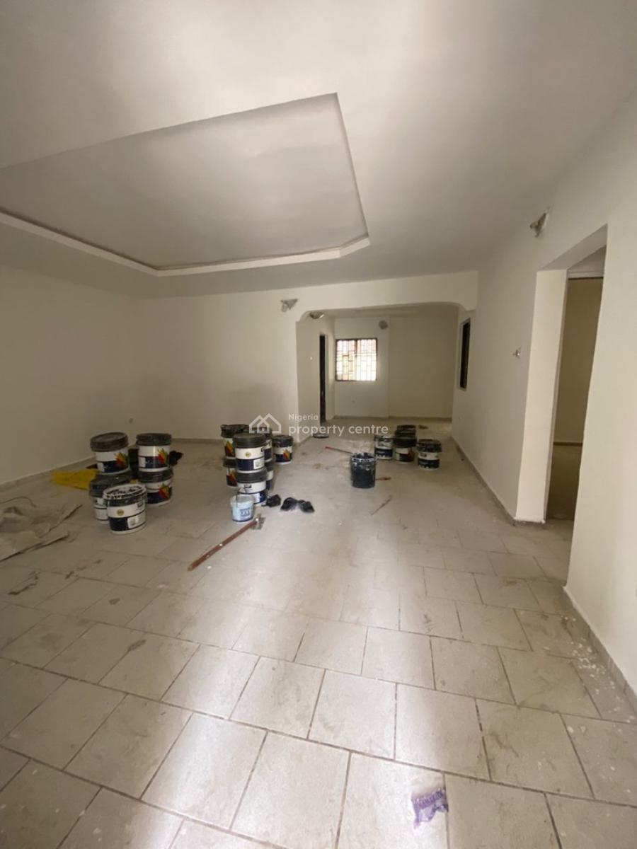 Renovated 3 Bedrooms Apartment, Off 3rd Avenue, Gwarinpa, Abuja, Flat / Apartment for Rent