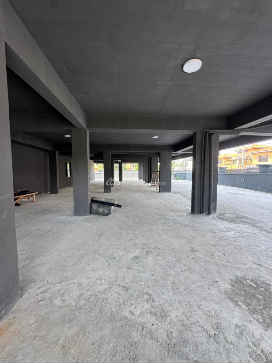 Investment Worthy 2 Bedroom Apartment with Bq, Swimming Pool, Elevator, Lekki Phase 1, Lekki, Lagos, Block of Flats for Sale