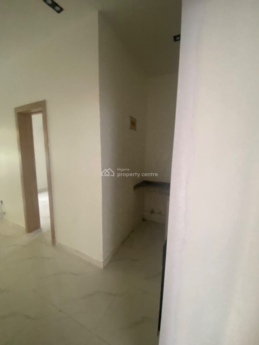 Brand New 1 Bedroom with Pool, Ologolo, Lekki, Lagos, Flat / Apartment for Rent