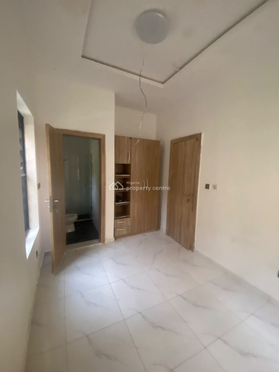 Brand New 1 Bedroom with Pool, Ologolo, Lekki, Lagos, Flat / Apartment for Rent