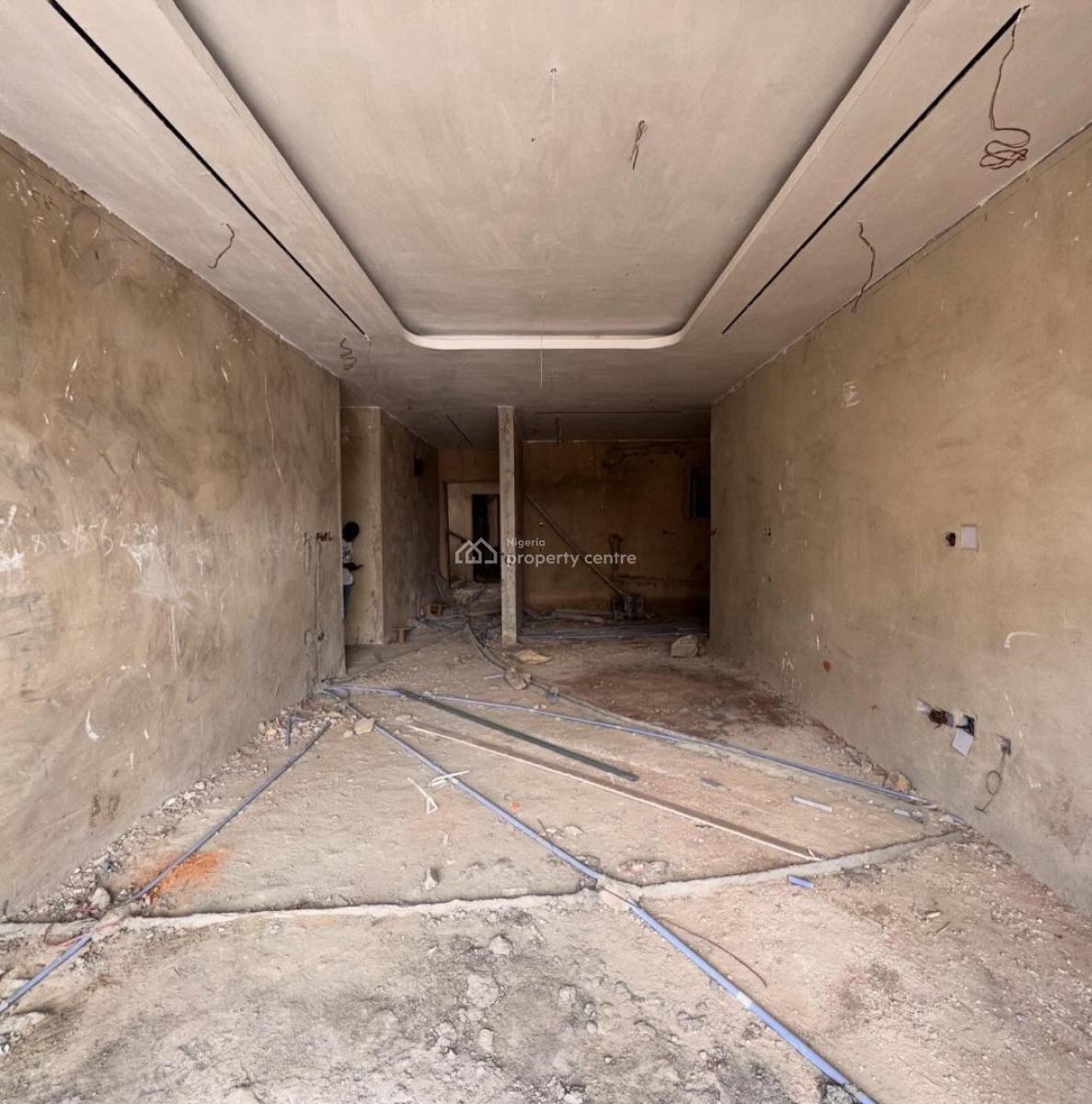 Lovely 3 Bedrooms Apartment with Bq, Lekki Phase 1, Lekki, Lagos, Flat / Apartment for Sale