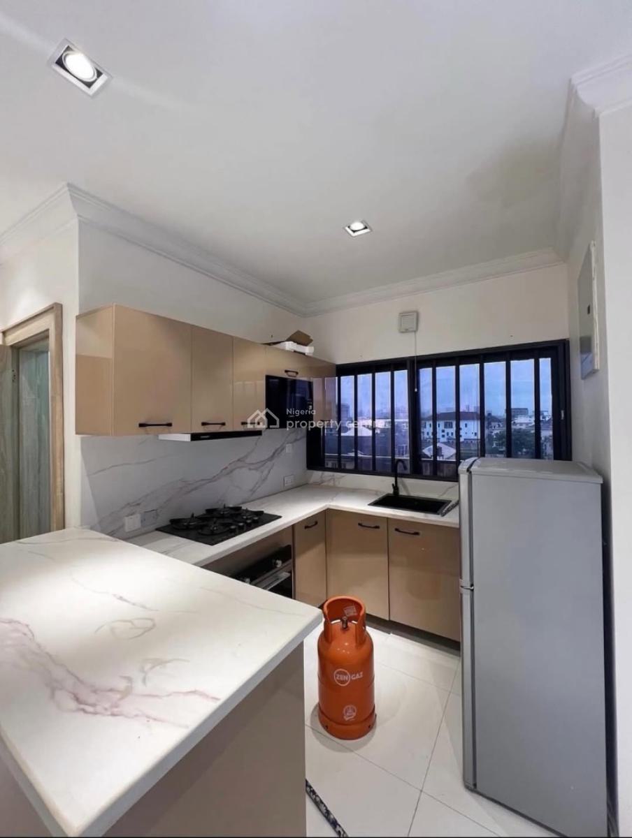 Massive 3 Bedroom Apartment with Elevator,gym and Bq, Ikoyi, Ikoyi, Lagos, Block of Flats for Sale