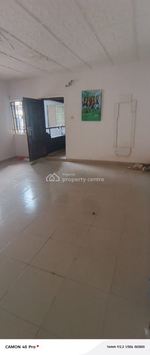 a Room Selfcon with Personal Kitchen in Ikate, Kusenla Road, Lekki Phase 1, Lekki, Lagos, Self Contain (single Rooms) for Rent