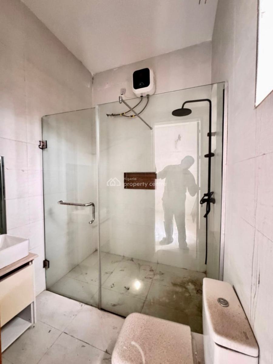 Distress Deal! Exquisite Very Spacious 4 Bedroom Semi Detached Duplex, Lekki, Lagos, Semi-detached Duplex for Sale