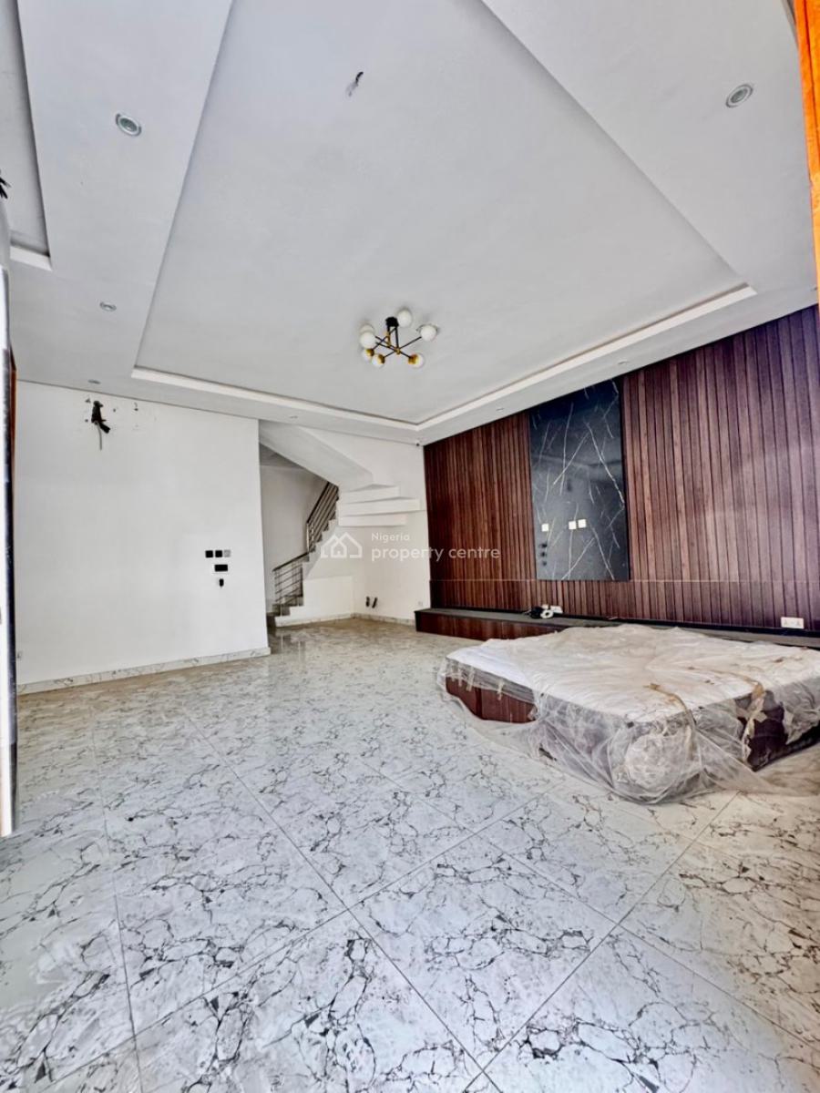 Distress Deal! Exquisite Very Spacious 4 Bedroom Semi Detached Duplex, Lekki, Lagos, Semi-detached Duplex for Sale