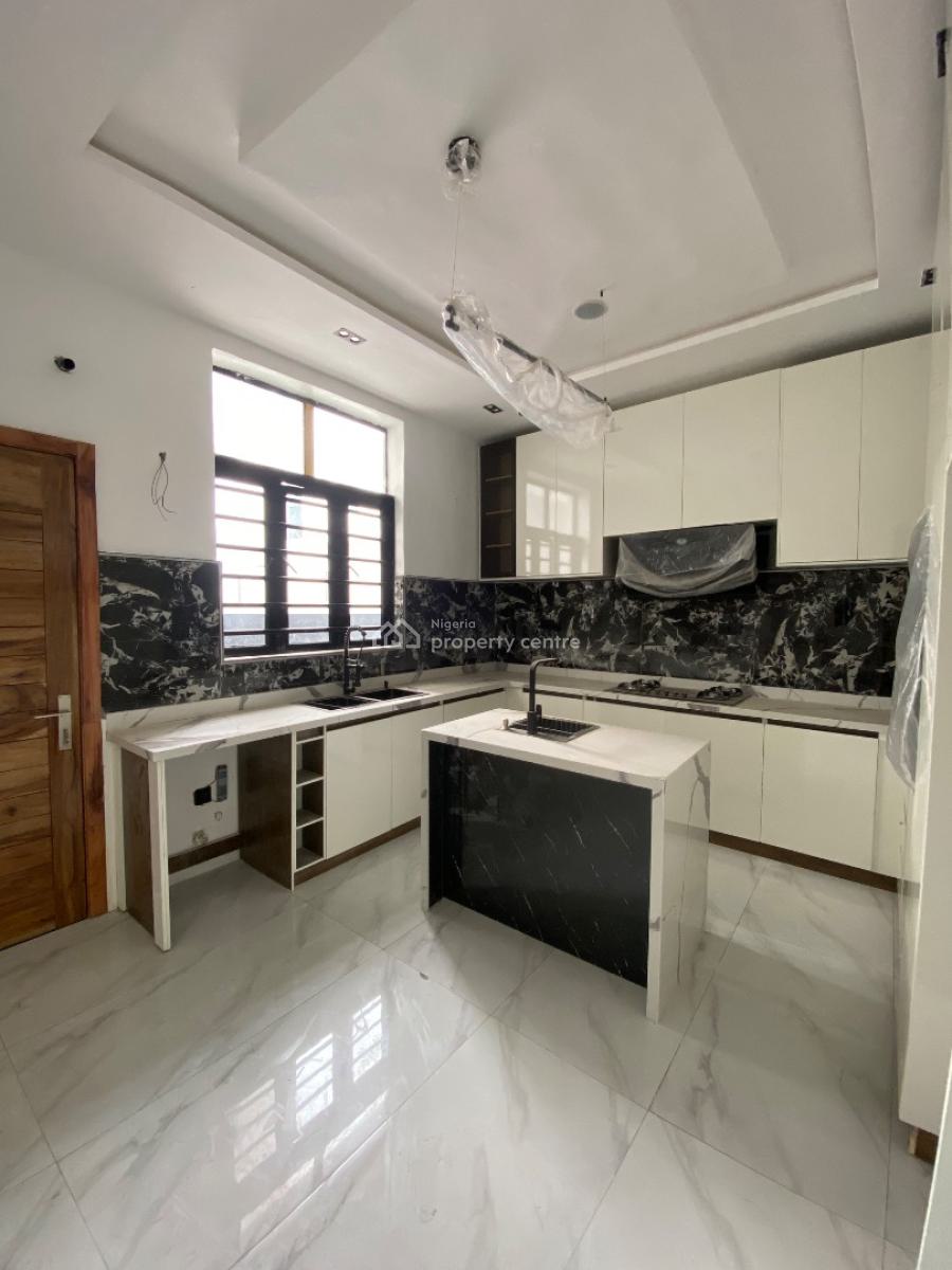 Spacious 4 Bedroom Duplex with Penthouse, Chevron, Lekki Expressway, Lekki, Lagos, Detached Duplex for Sale