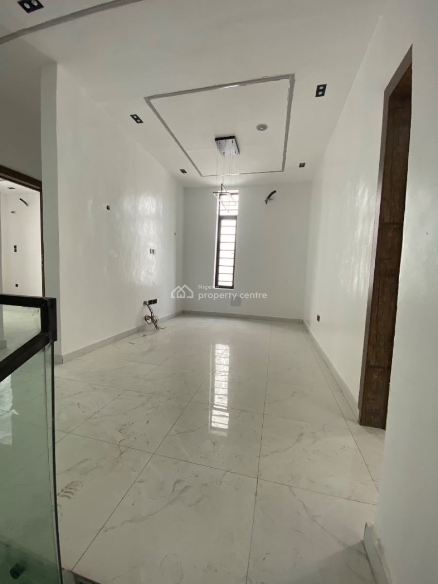 Spacious 4 Bedroom Duplex with Penthouse, Chevron, Lekki Expressway, Lekki, Lagos, Detached Duplex for Sale