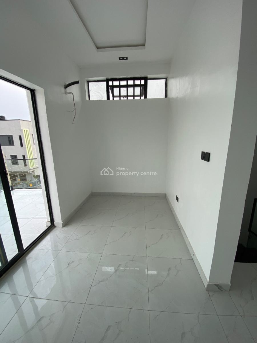 Spacious 4 Bedroom Duplex with Penthouse, Chevron, Lekki Expressway, Lekki, Lagos, Detached Duplex for Sale