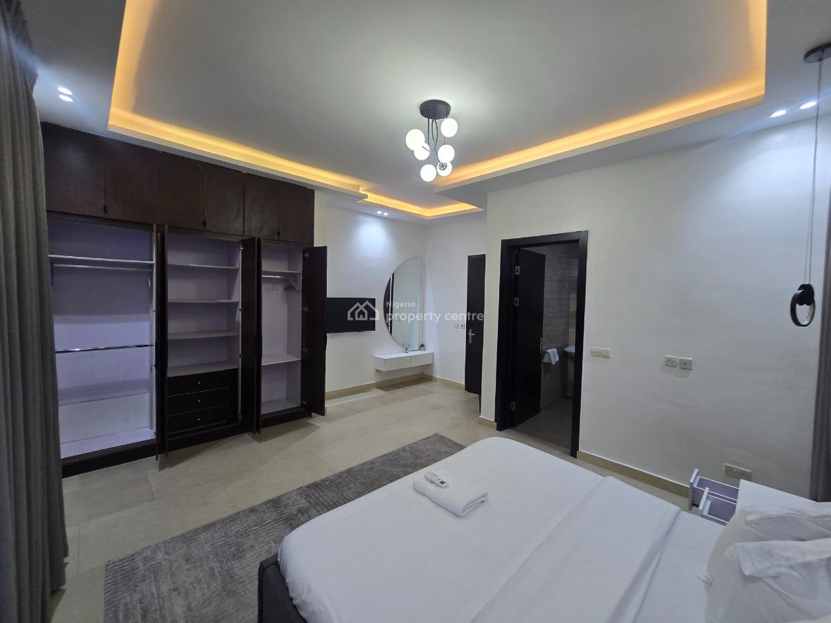 We Have 2 Units of 3-bedroom Flats Plus Bq, Off Bourdillon Road, Ikoyi, Lagos, Flat / Apartment for Rent