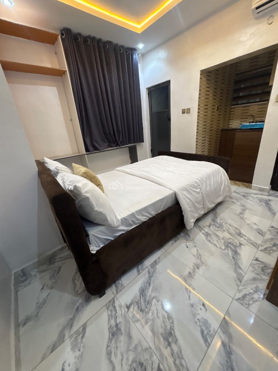 Studio Apartment with Balcony, Glover Street, Ebute Metta West, Yaba, Lagos, Self Contain (single Rooms) Short Let