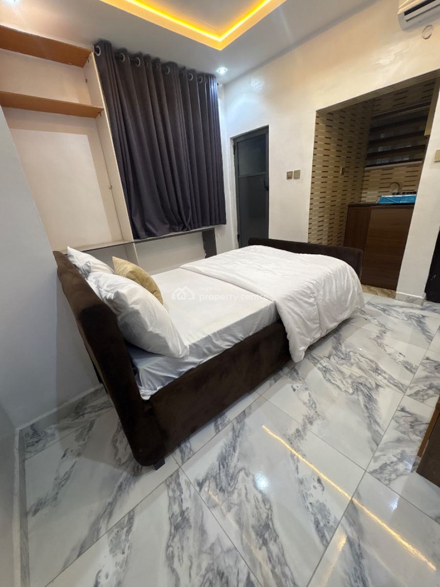 Studio Apartment with Balcony, Glover Street, Ebute Metta West, Yaba, Lagos, Self Contain (single Rooms) Short Let