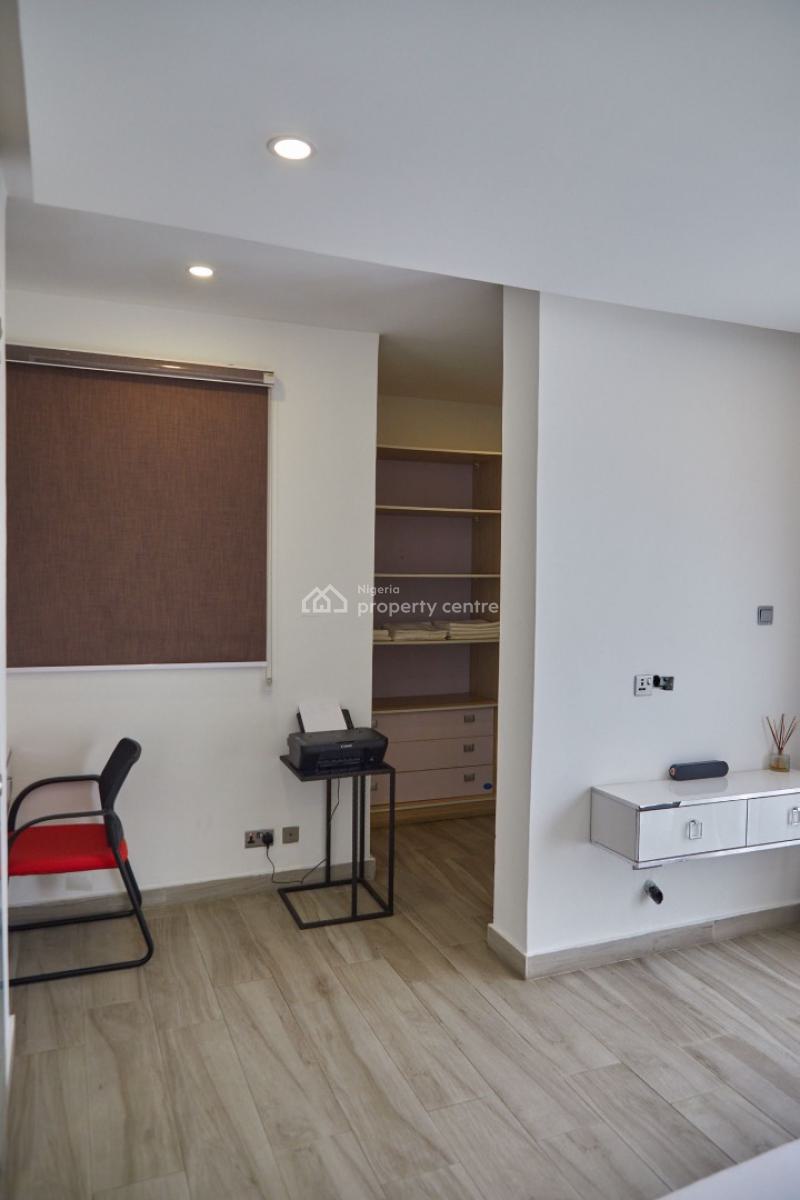 3 Bedroom Penthouse, Cadogan Estate, Osapa, Lekki, Lagos, Flat / Apartment for Sale