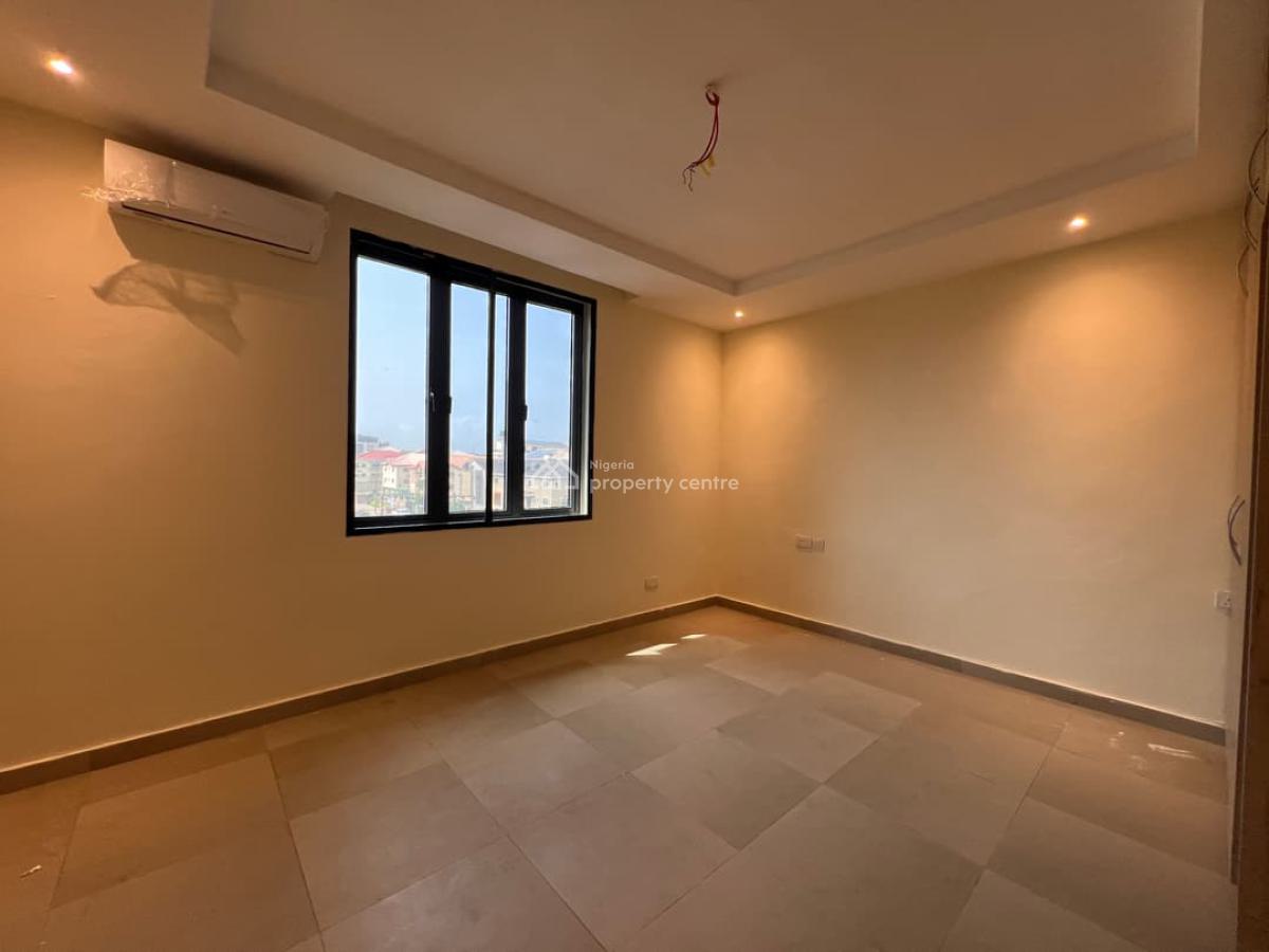 Ultra-modern 3-bedroom Apartment with Bq, Lekki Phase 1, Lekki, Lagos, Flat / Apartment for Rent