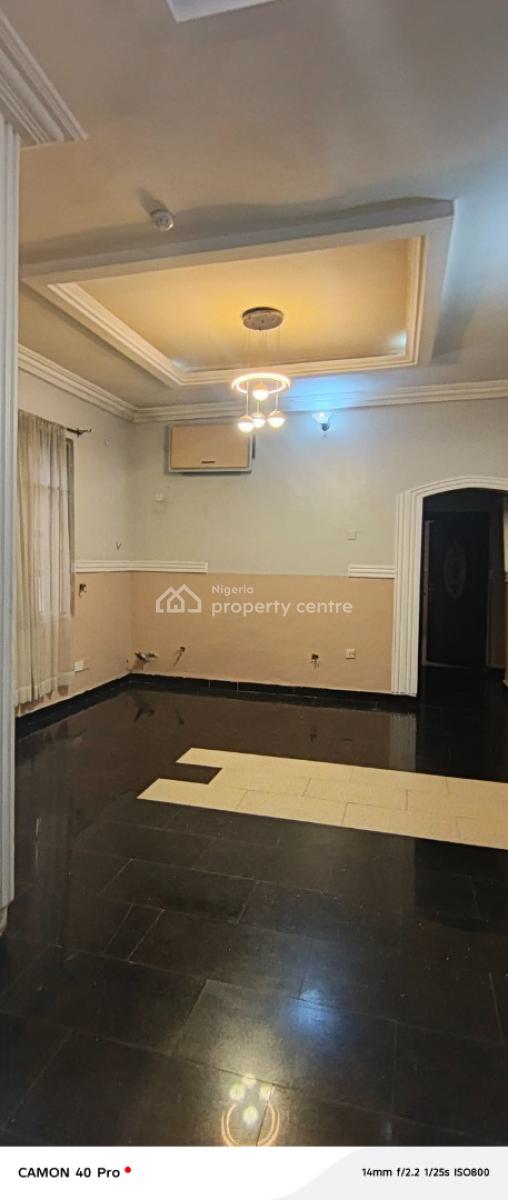 Clean Two Bed Flat in Ikoyi, Parkview Estate, Ikoyi, Lagos, Flat / Apartment for Rent