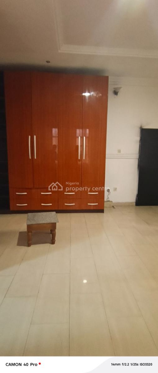 Clean Two Bed Flat in Ikoyi, Parkview Estate, Ikoyi, Lagos, Flat / Apartment for Rent