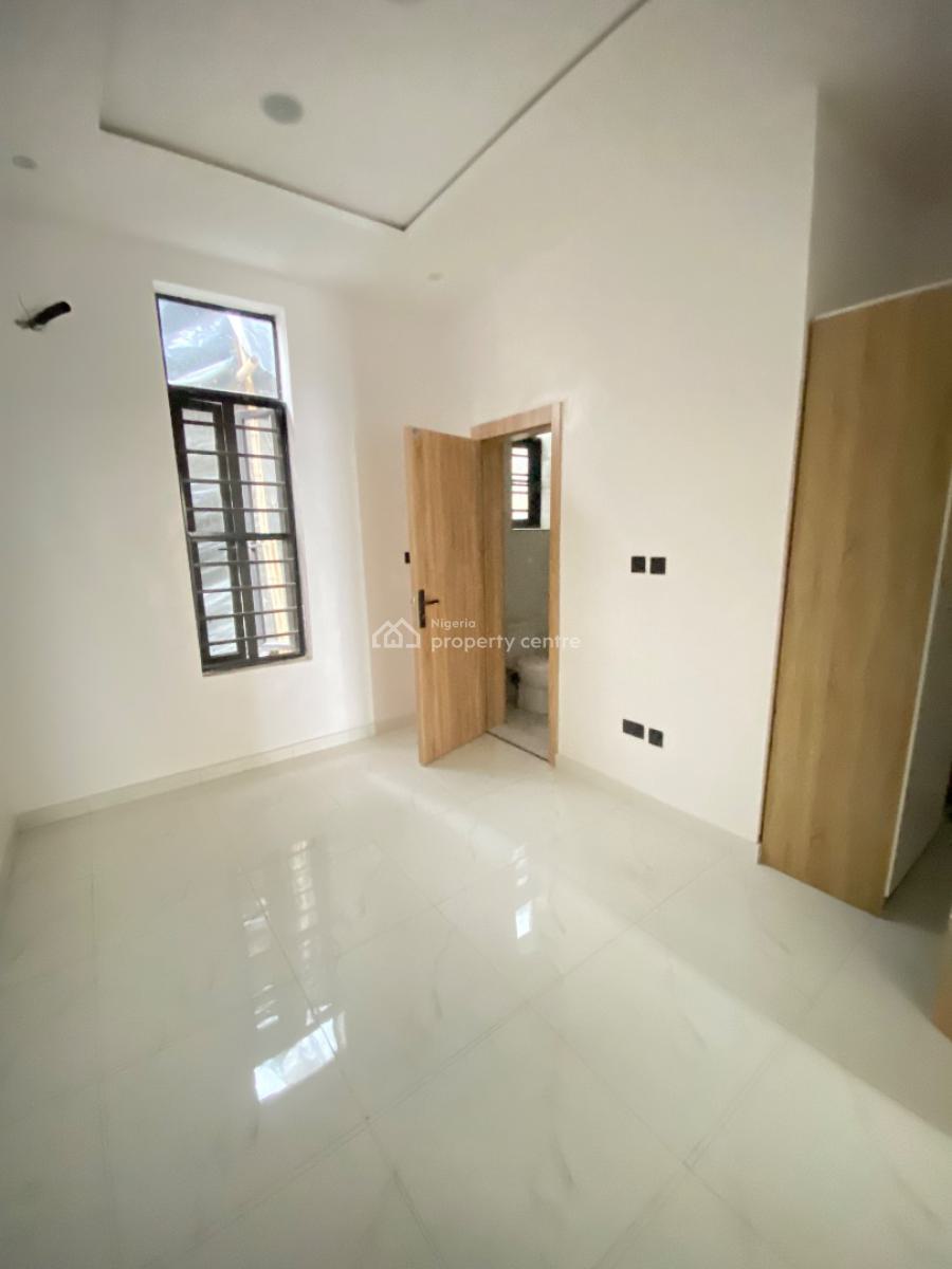 Cozy 3 Bedroom Terrace Duplex, Chevron, Lekki Expressway, Lekki, Lagos, Terraced Duplex for Sale