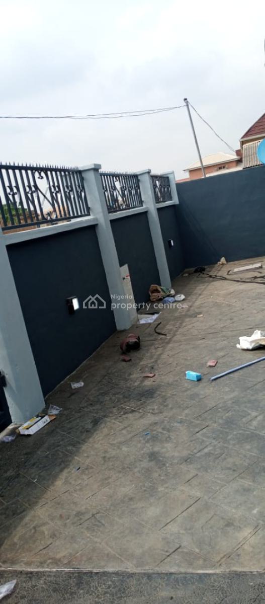 Roomself Contain, Conoil, Magboro, Ogun, Self Contain (single Rooms) for Rent