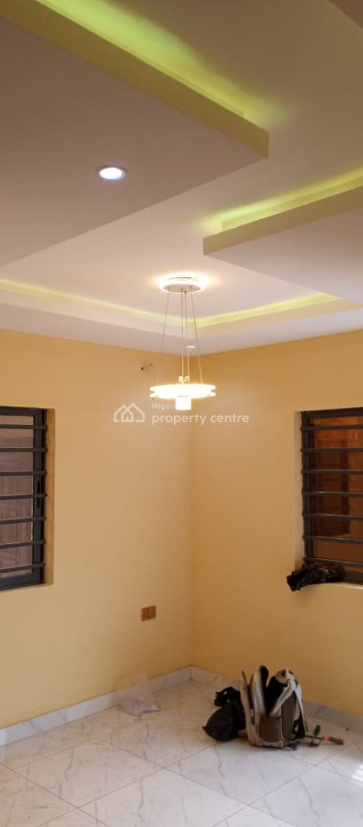 Roomself Contain, Conoil, Magboro, Ogun, Self Contain (single Rooms) for Rent