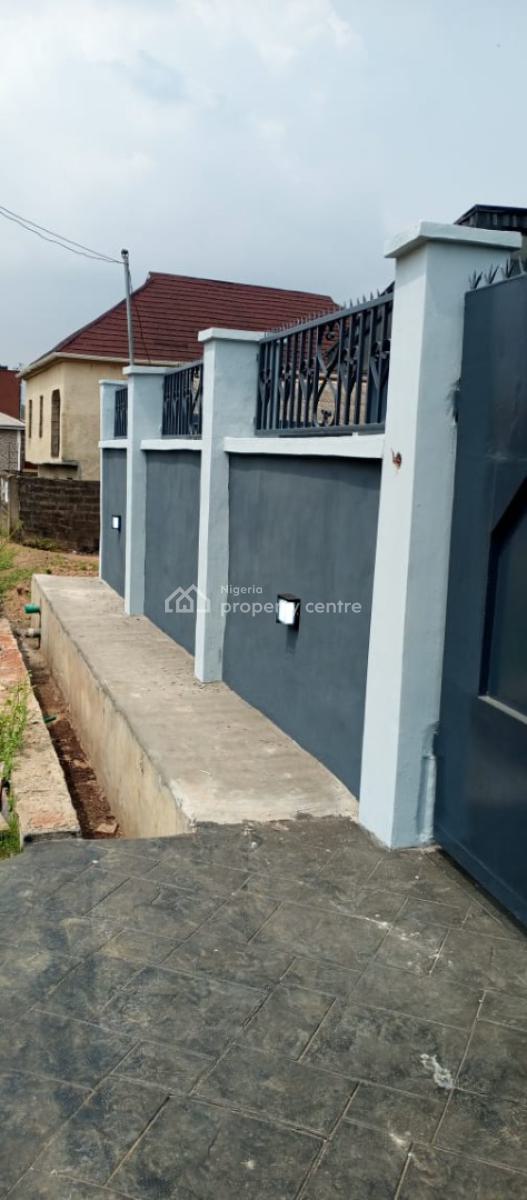 Roomself Contain, Conoil, Magboro, Ogun, Self Contain (single Rooms) for Rent