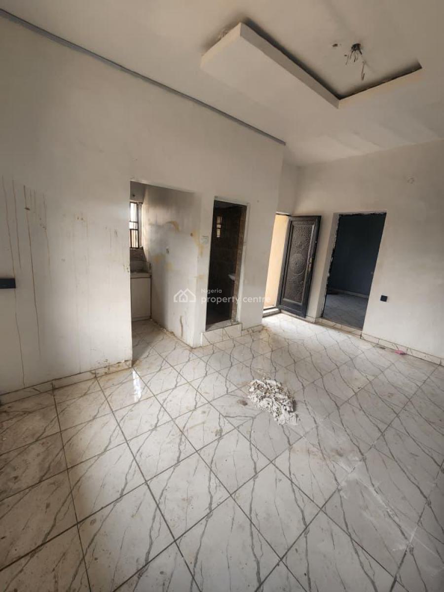 Very Clean Sharp Spacious Mini Flat, Akoka, Yaba, Lagos, Mini Flat (room and Parlour) for Rent