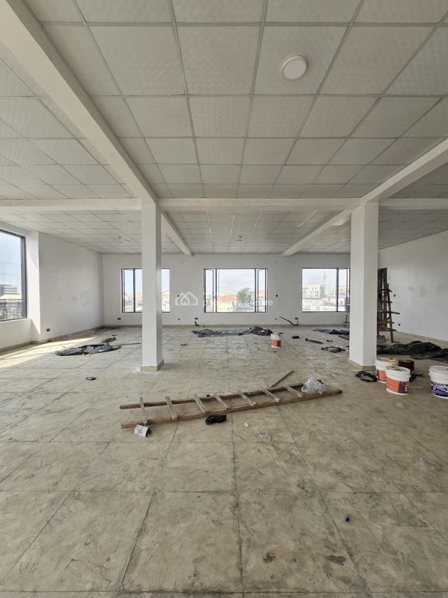 Commercial Property in a Prime Location with an Extra Parcel of Land, Nicon Town, Lekki, Lagos, Commercial Property for Sale