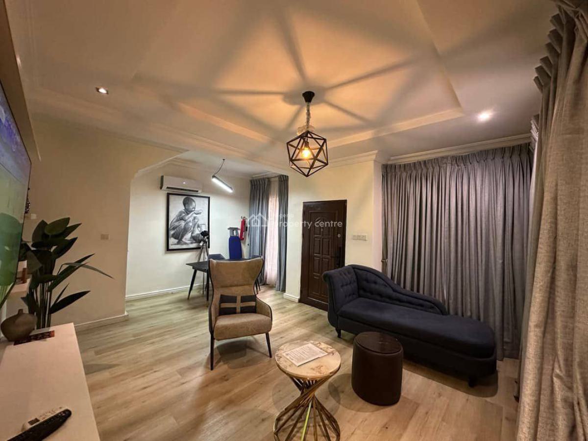 Lekki Luxury: 2-bedroom Apartment, Lekki Phase 1, Lekki, Lagos, Flat / Apartment for Rent