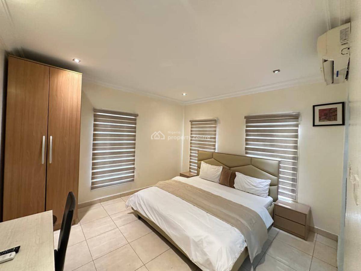 Lekki Luxury: 2-bedroom Apartment, Lekki Phase 1, Lekki, Lagos, Flat / Apartment for Rent