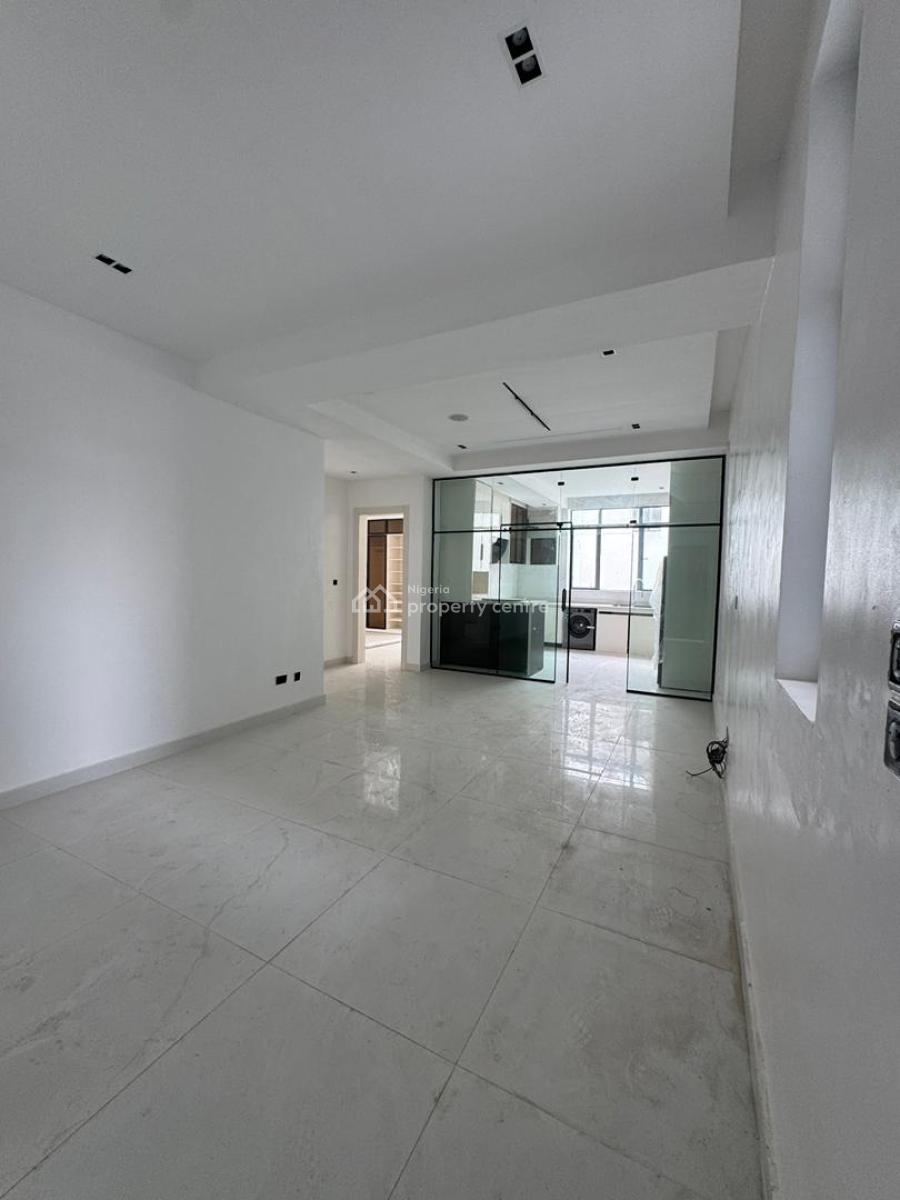 Aesthetically Pleasing 2 Bedroom Apartment with Pool, Gym and Elevator, Ikate, Lekki, Lagos, Block of Flats for Sale