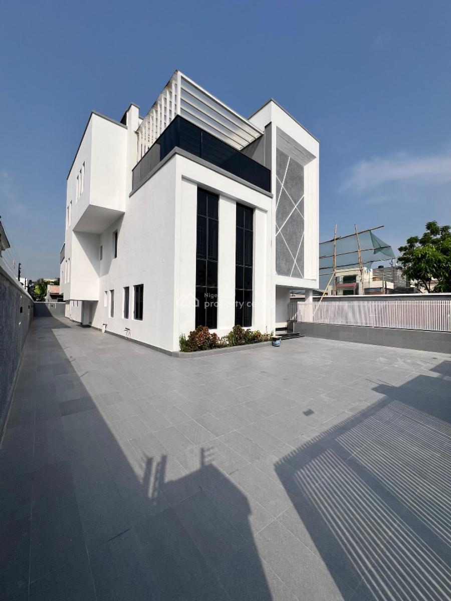 5 Bedrooms Fully Detached Duplex with 5 Room Bq and a Bq, Lekki Phase 1, Lekki Phase 1, Lekki, Lagos, Detached Duplex for Sale