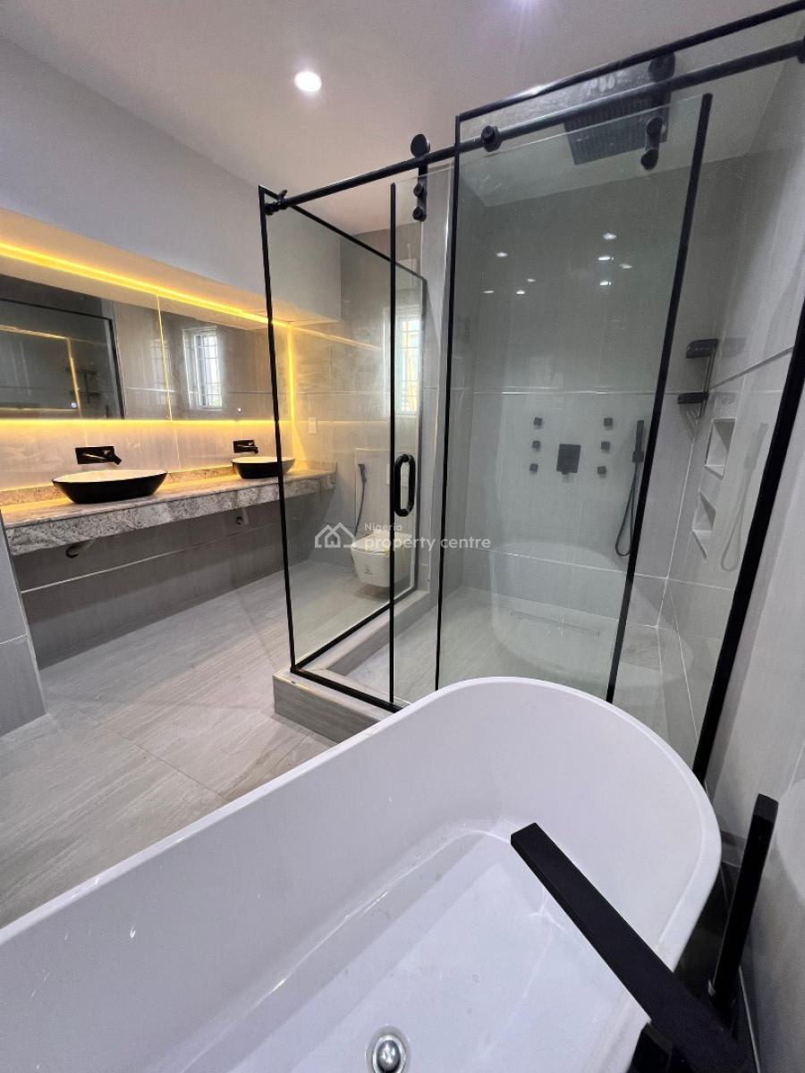 5 Bedrooms Fully Detached Duplex with 5 Room Bq and a Bq, Lekki Phase 1, Lekki Phase 1, Lekki, Lagos, Detached Duplex for Sale